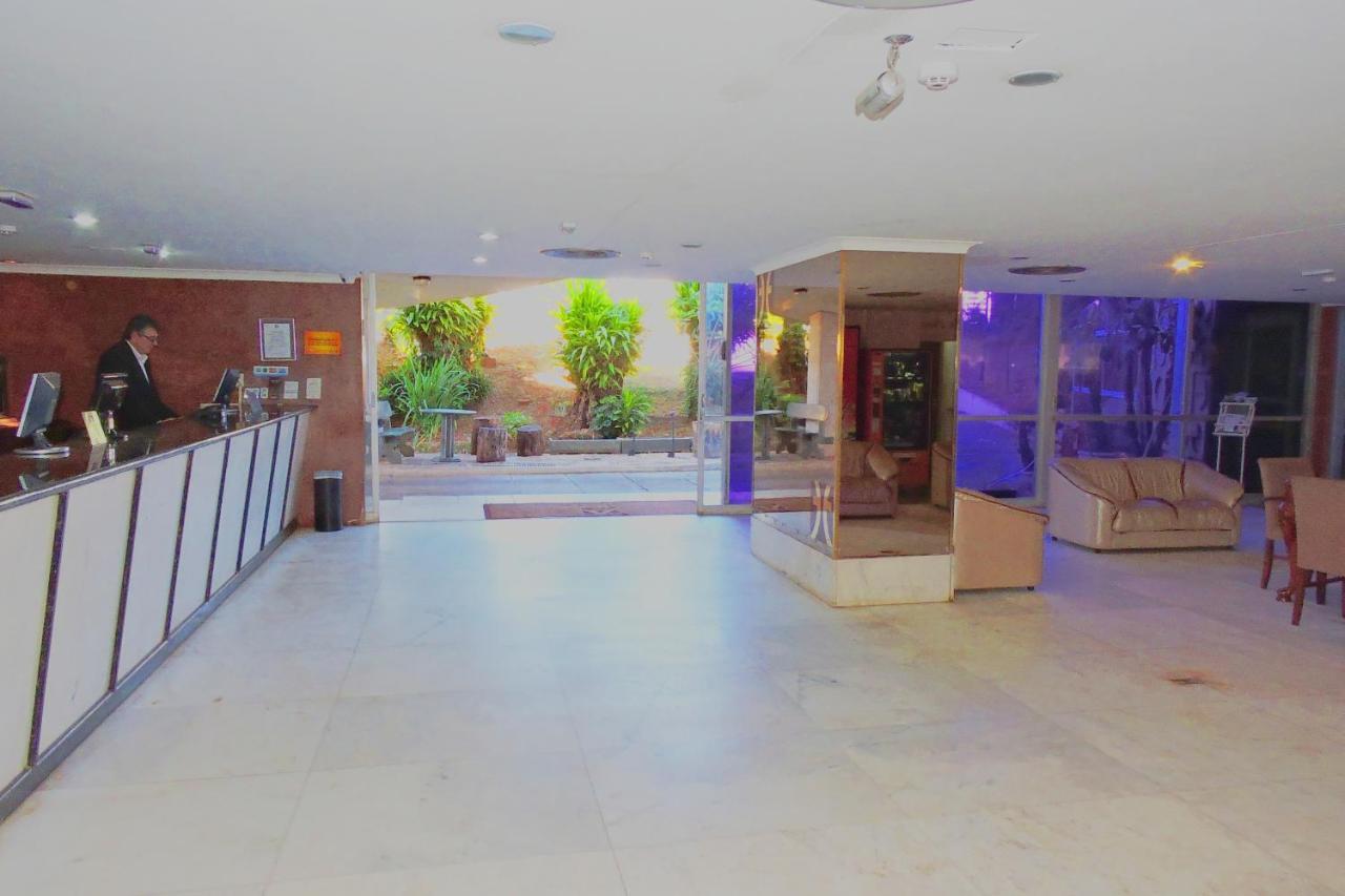 Airam Brasilia Hotel Esterno foto